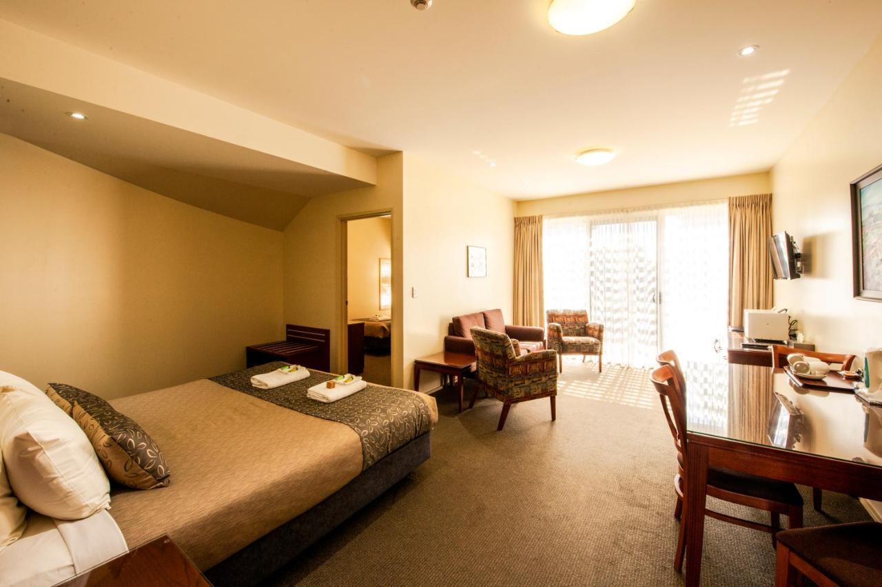 Strath Motel Strathalbyn Bagian luar foto