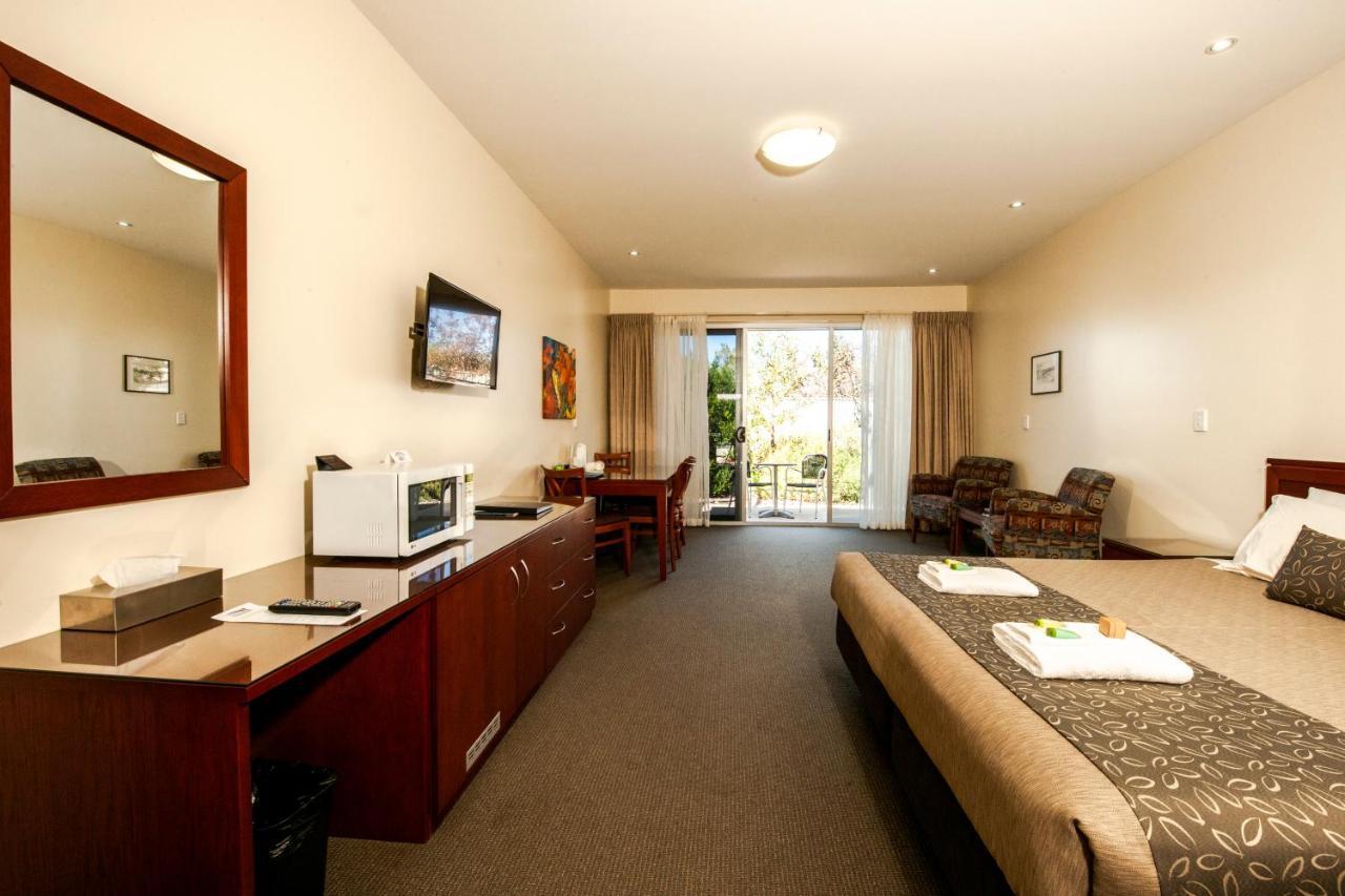 Strath Motel Strathalbyn Bagian luar foto
